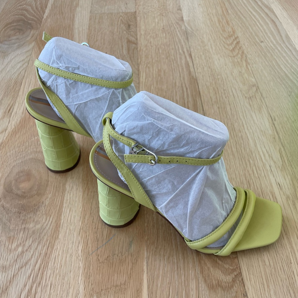Sam Edelman Kia Kiwi Leather Heels 7